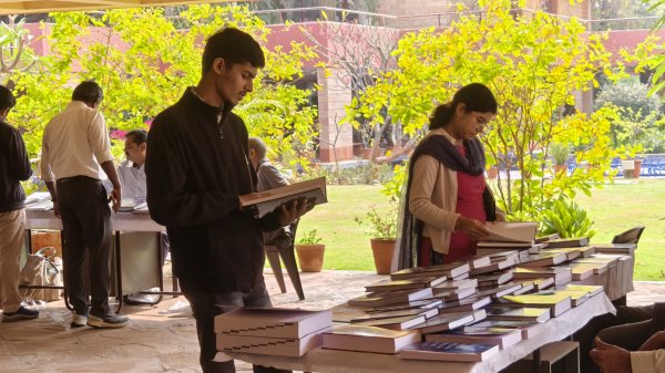 Books Exhibition @ IPR~