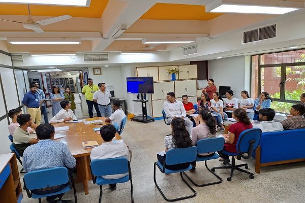 Library Visit by SSP-2024 Students~